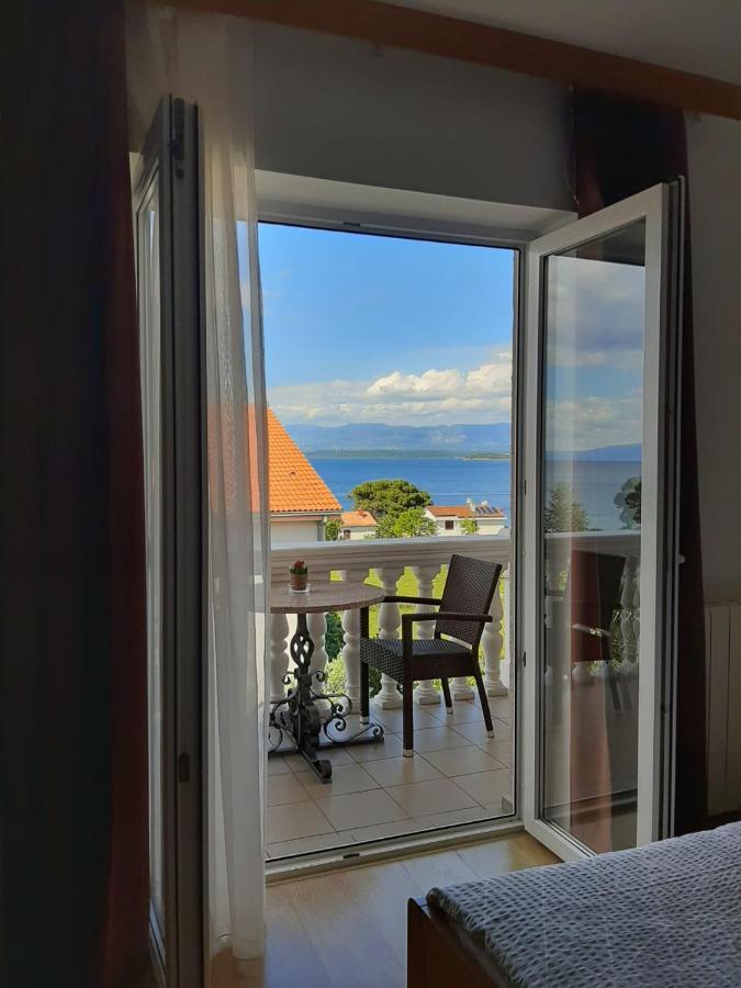 Pansion Katarina Bed and Breakfast Malinska Exterior foto