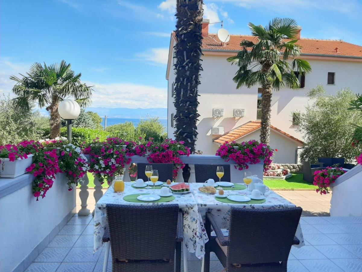 Pansion Katarina Bed and Breakfast Malinska Exterior foto